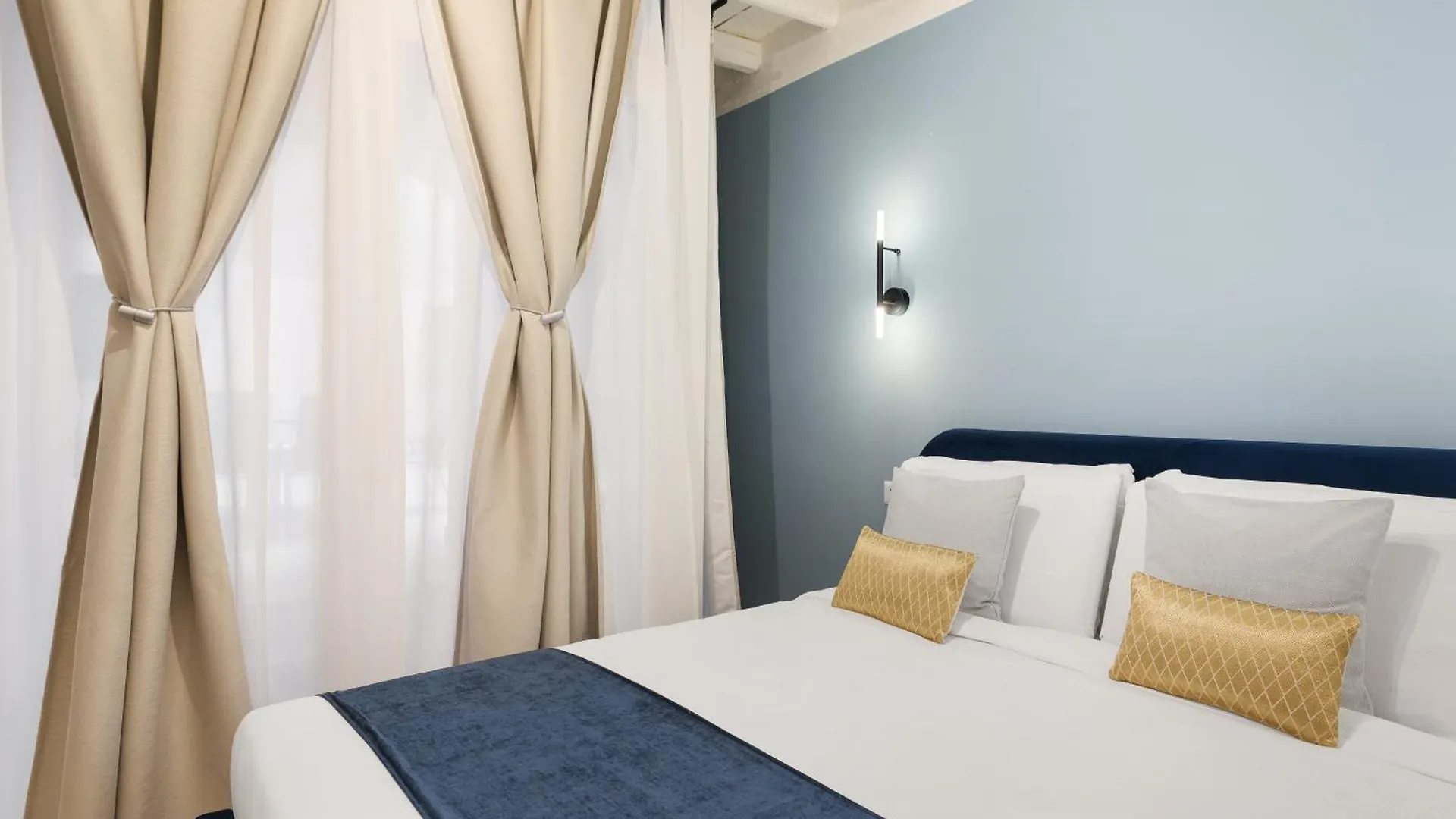 Vicolo Del Leopardo Boutique Apartment Рим